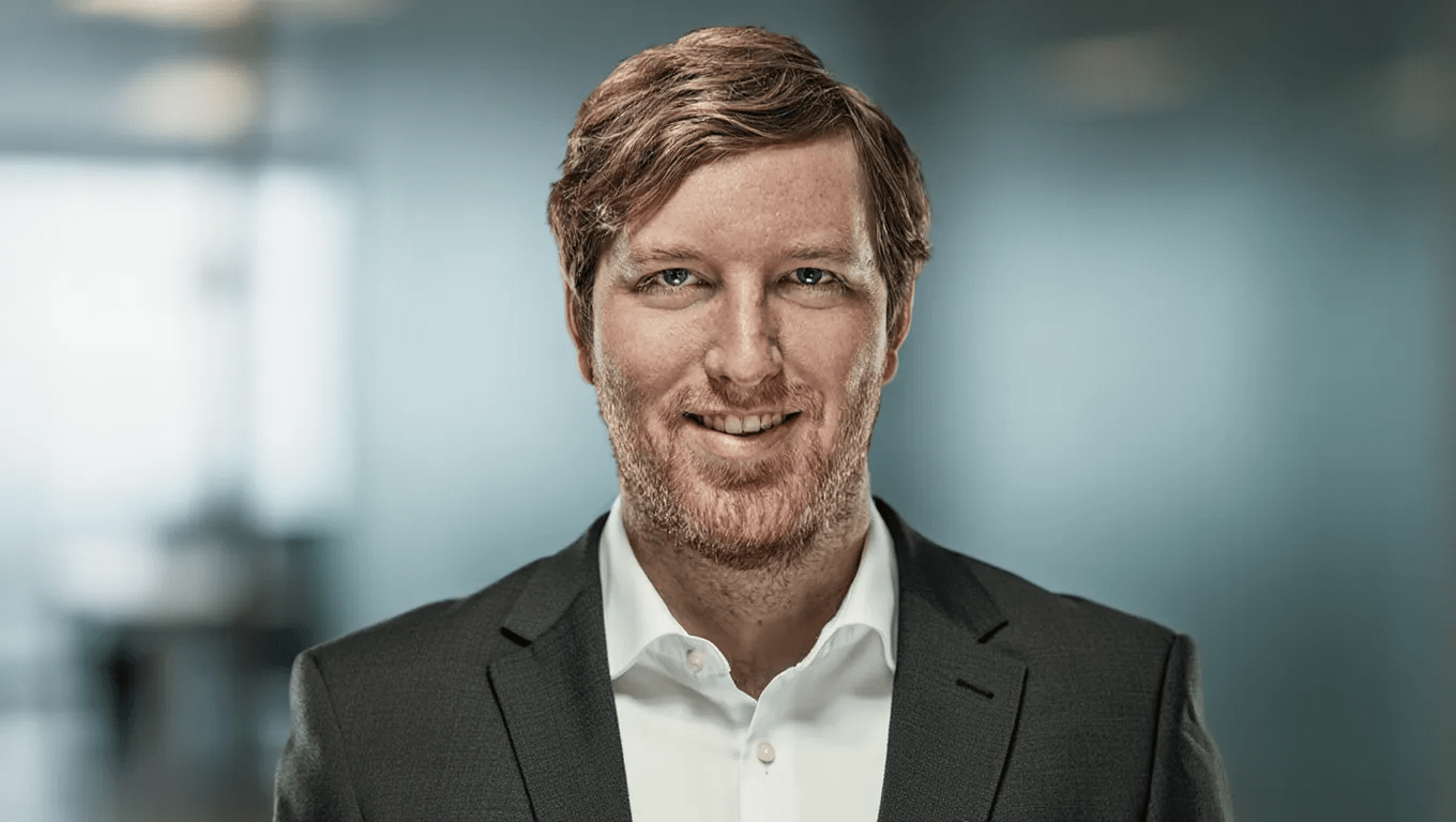 HOW AUSTIN RUSSELL BECAME THE YOUNGEST SELF-MADE BILLIONAIRE