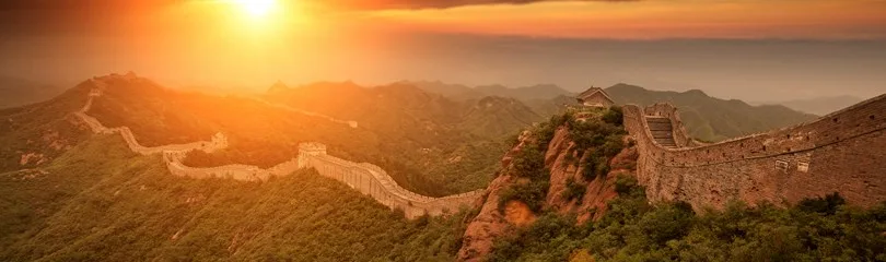 What are 5 facts about the Great Wall of China?