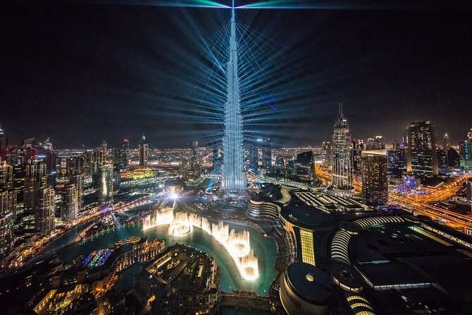 When Should You Visit Burj Khalifa – Day or Night?