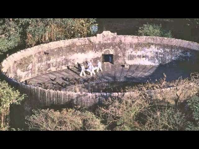 The Tower of Silence: A Complete Guide to Zoroastrian Sky Burial Traditions