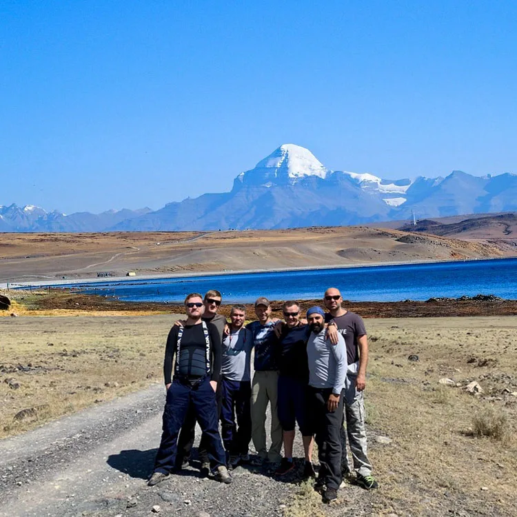 What is the best way to go to Kailash Mansarovar?